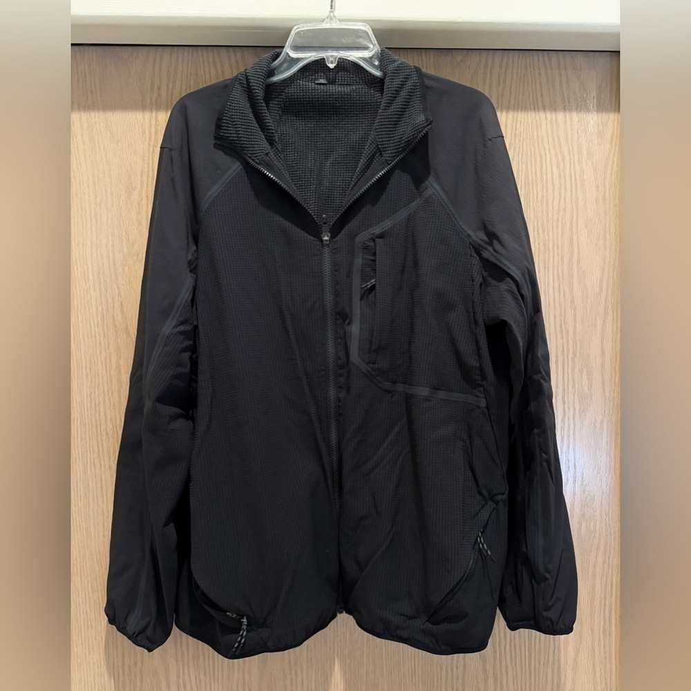 Lululemon Men’s Athletic Lightweight Full Zip jacket